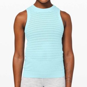 Lululemon Breeze By Muscle Tank II *Squad Blue size 8